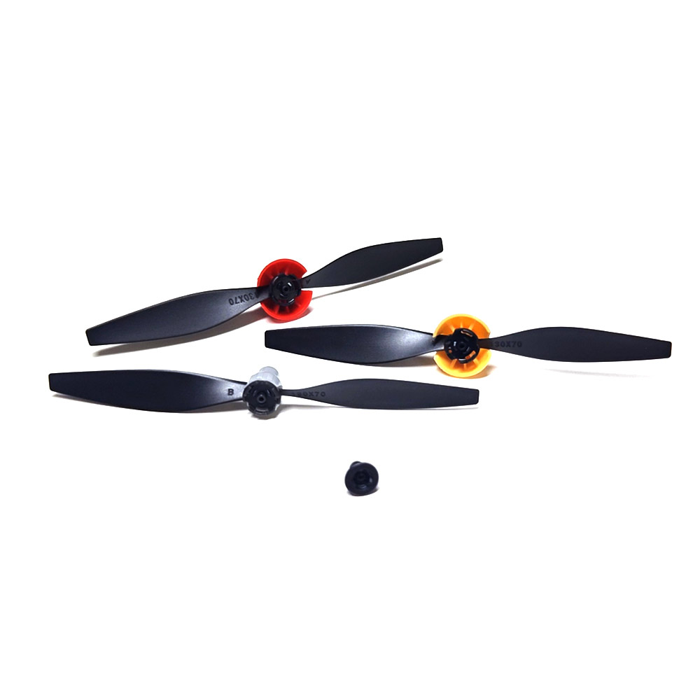 Volantex RC Warbird Cánh Quạt  - đánh giá và giá Drone Racing Flag